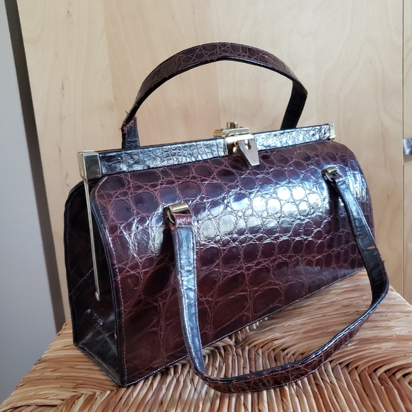 VINTAGE Bellestone Alligator Handbag! - Picture 2 of 14